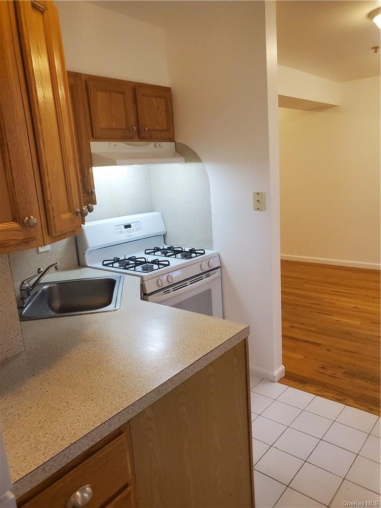 113 Main Street - Photo 2