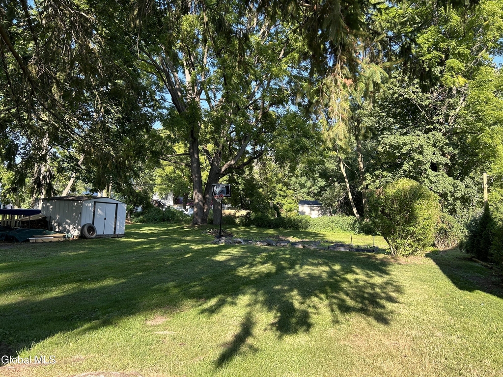 128 Wells Avenue - Photo 4