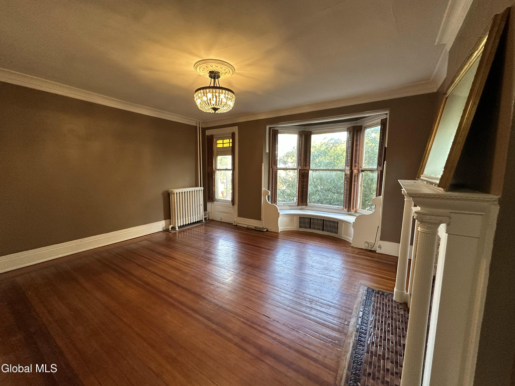 39 S Lake Avenue - Photo 4