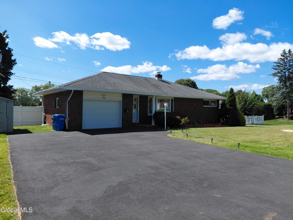 192 Shaker Park Drive - Photo 0