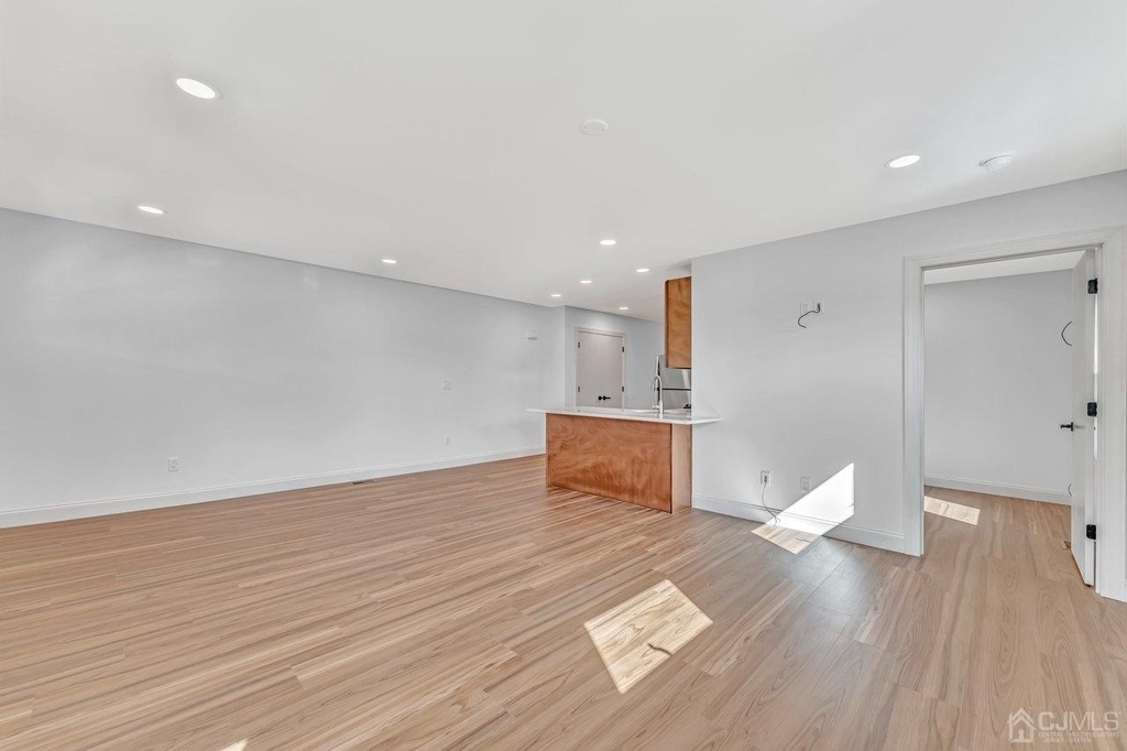 256 Main Street - Photo 6