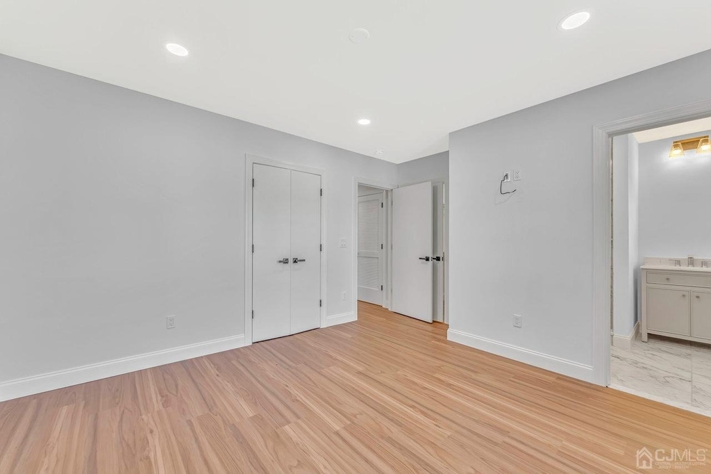 256 Main Street - Photo 17
