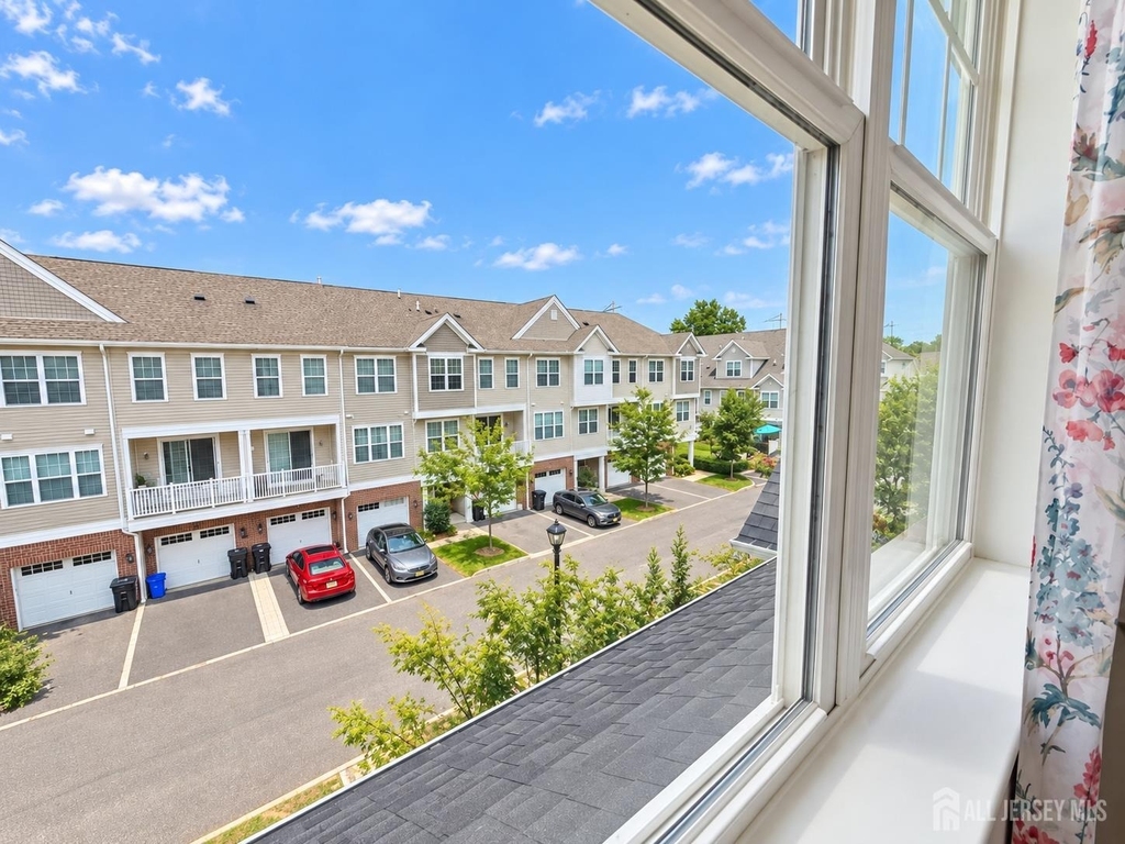 306 Dickson Court - Photo 16