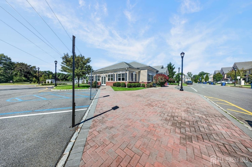 645 Doral Court - Photo 22