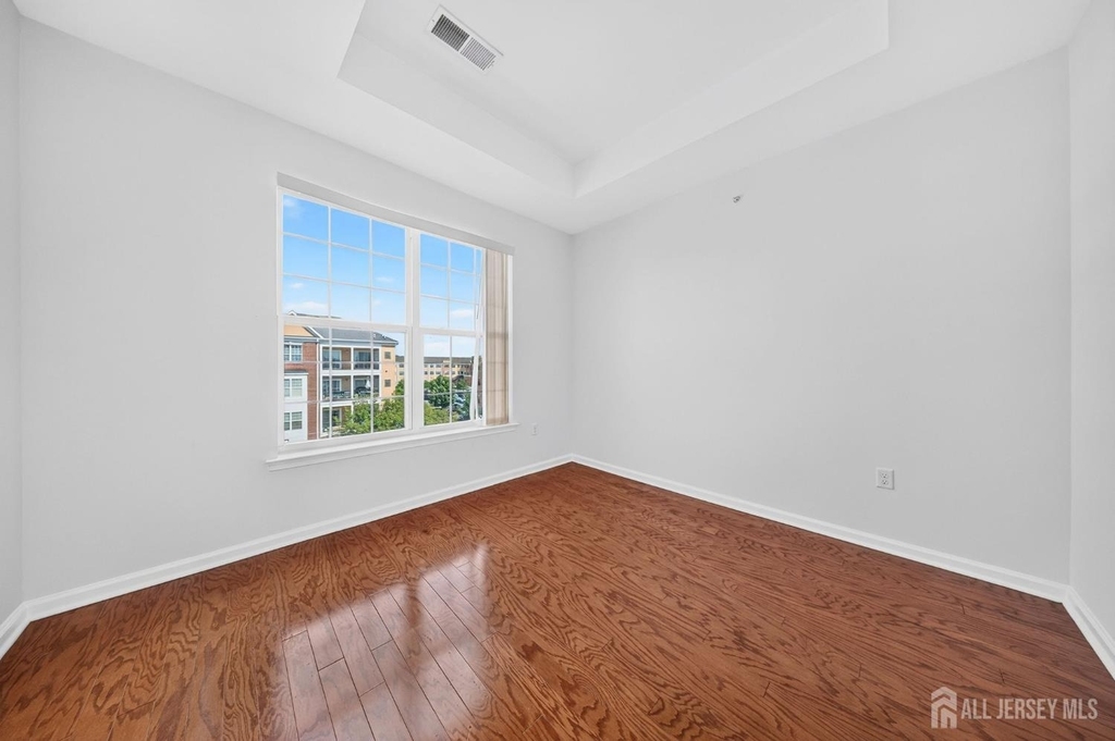 645 Doral Court - Photo 13