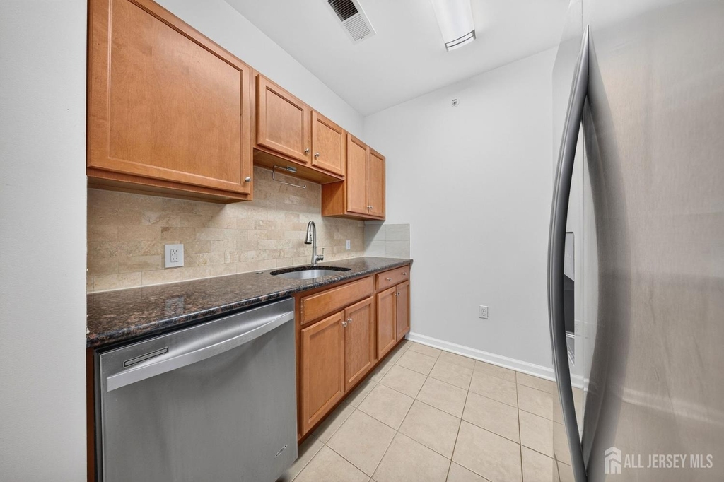 645 Doral Court - Photo 2