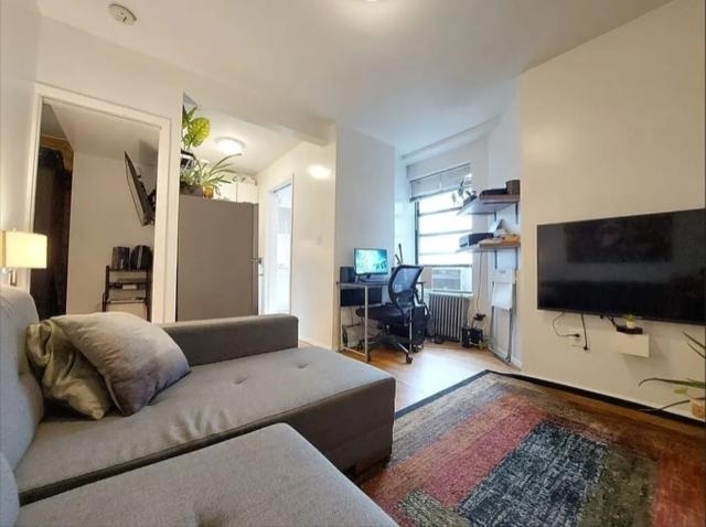 50 Macdougal Street - Photo 1
