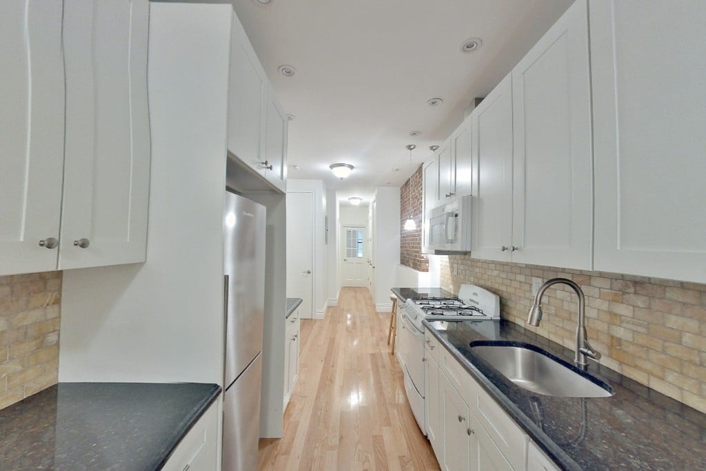 888 10th Avenue - Photo 0