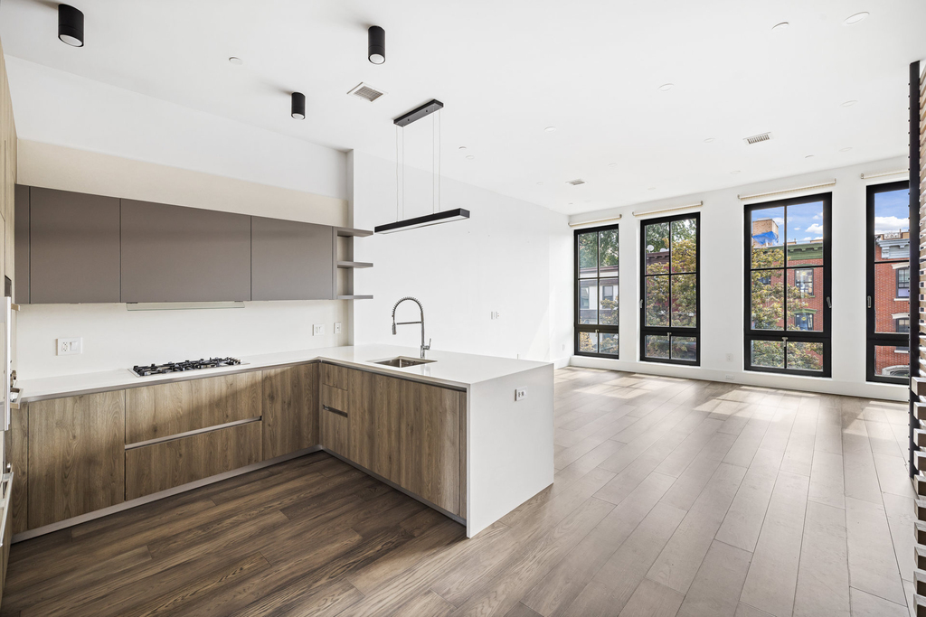 147 14th Street - Photo 4