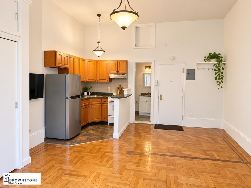 147 Amity Street - Photo 2