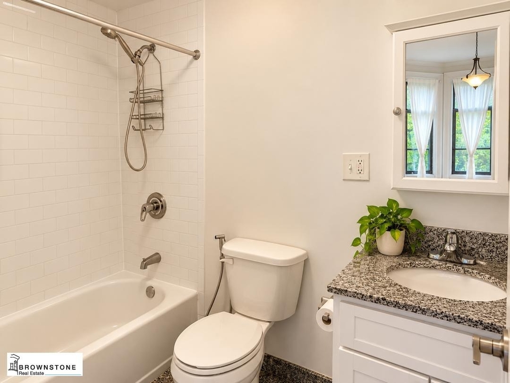 147 Amity Street - Photo 3