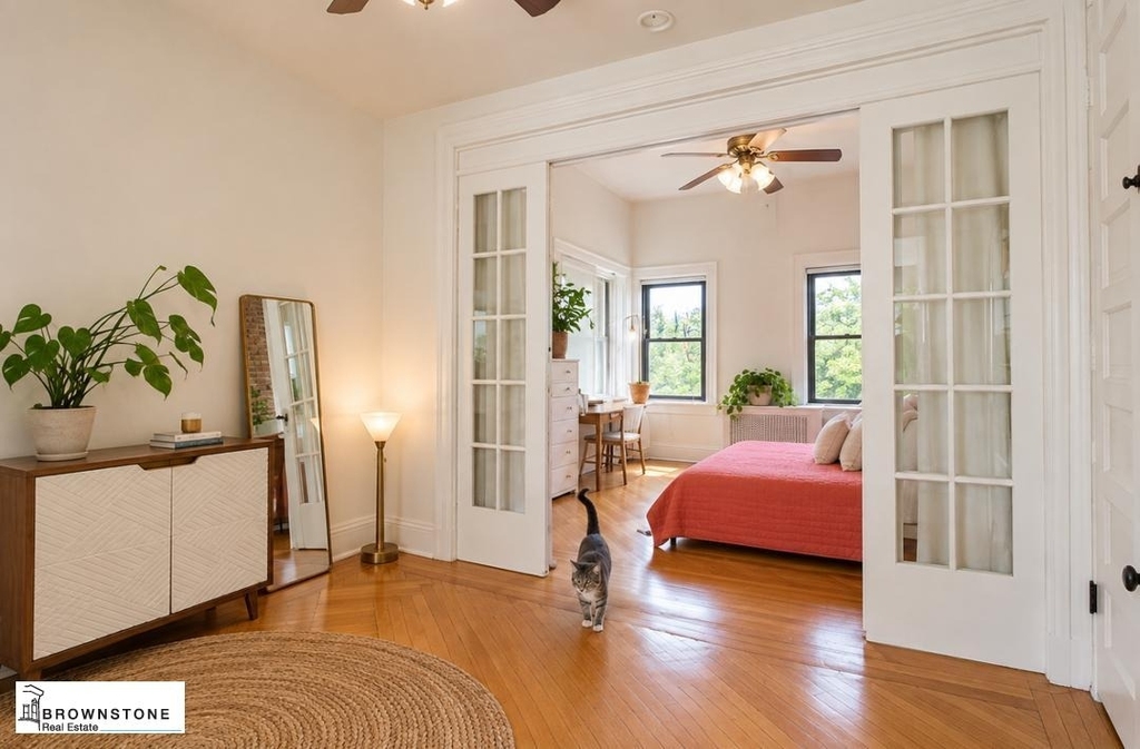 226 Court Street - Photo 2