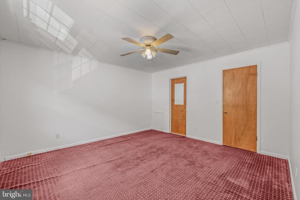 268 Wilkes Street - Photo 15