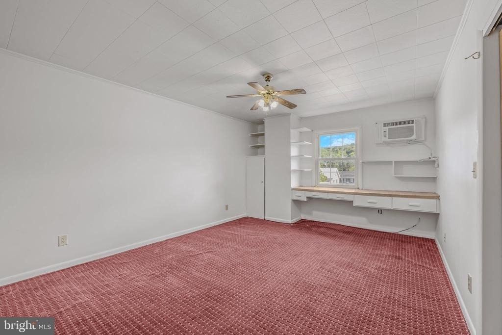 268 Wilkes Street - Photo 20
