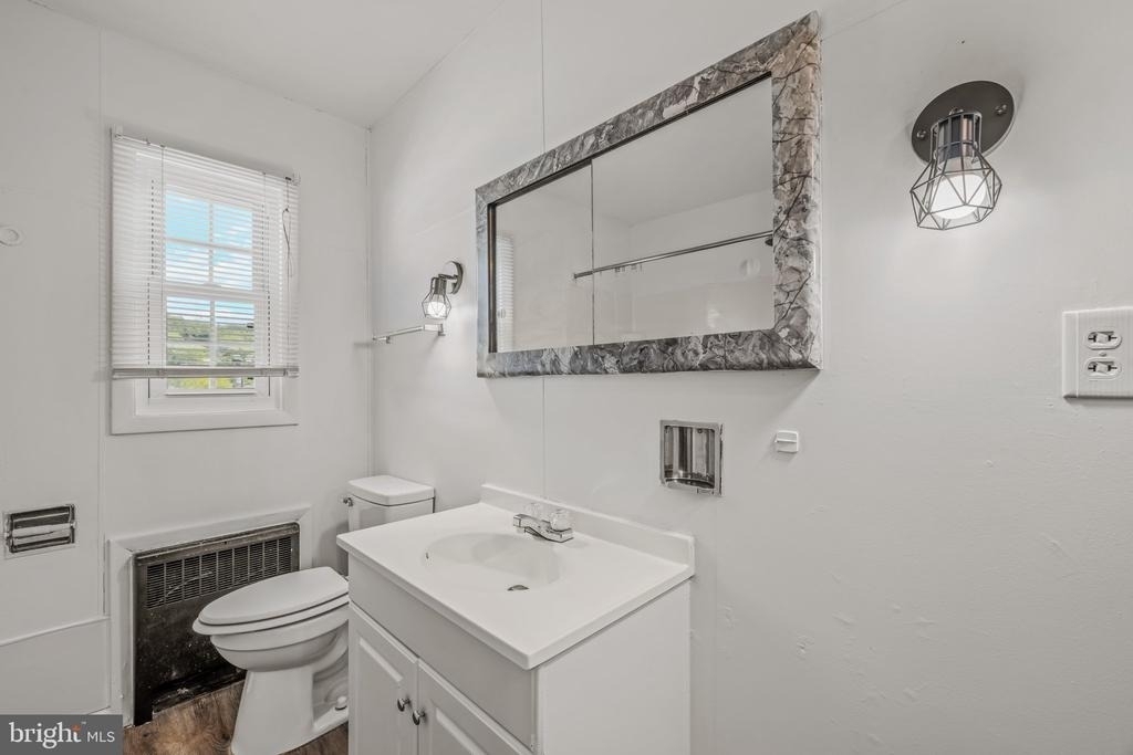 268 Wilkes Street - Photo 22