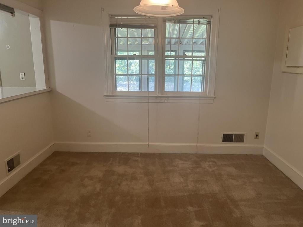 4906 Hood Drive - Photo 3