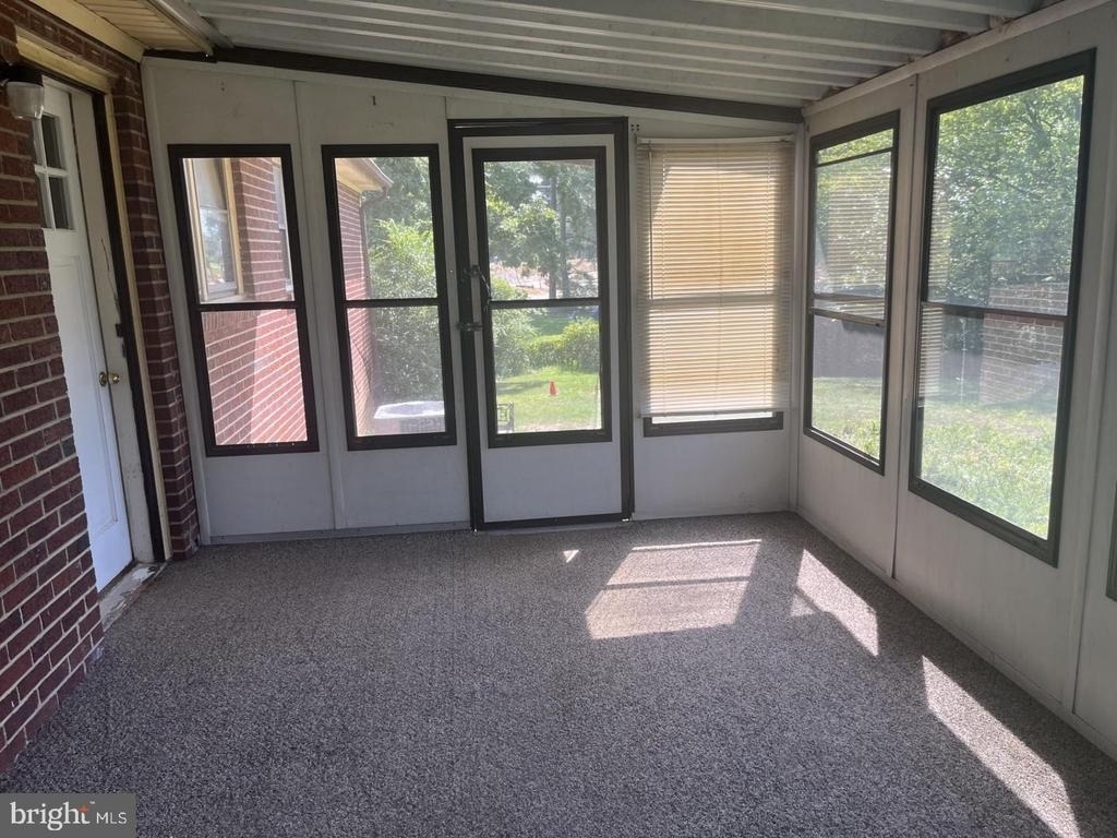4906 Hood Drive - Photo 19