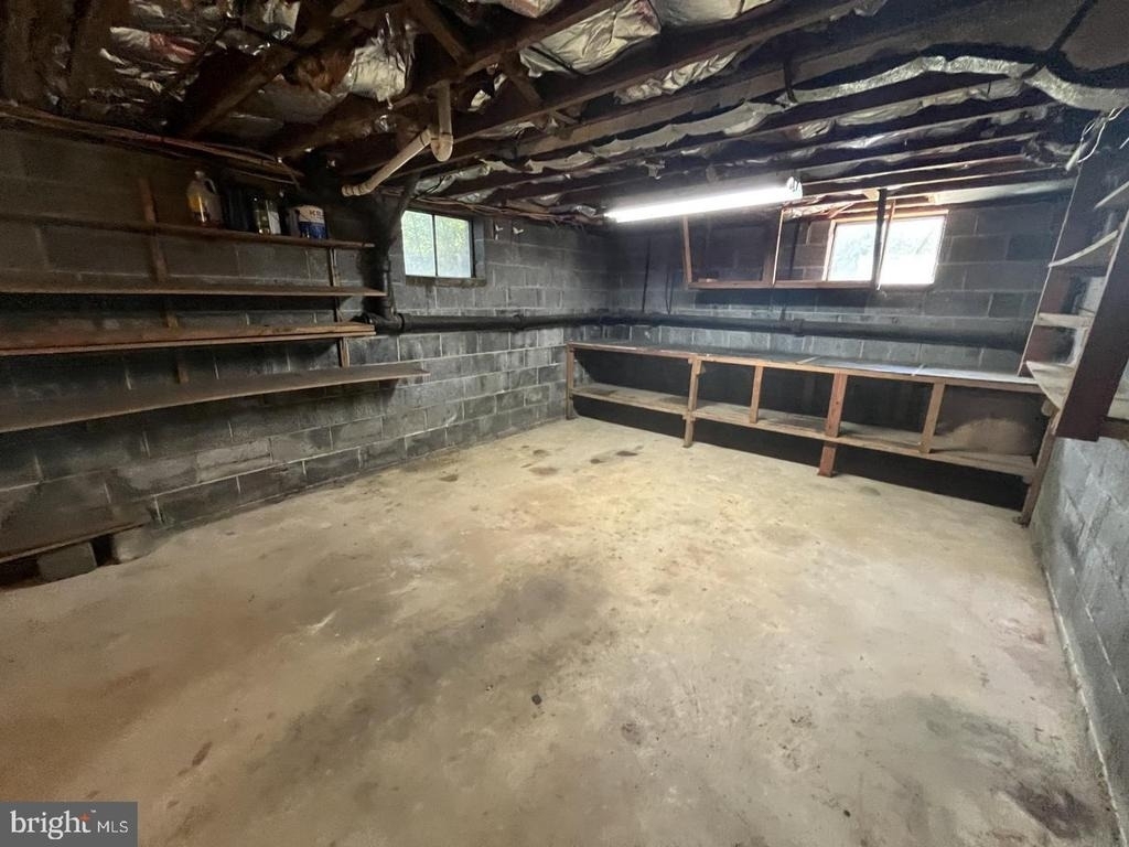 4906 Hood Drive - Photo 16