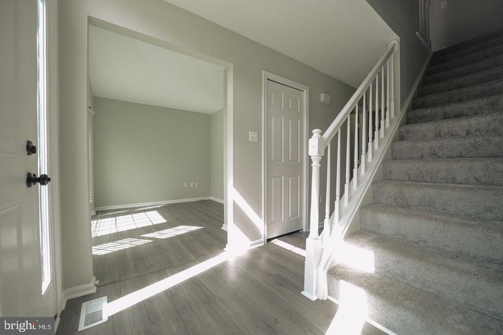 5702 Cambridge Drive - Photo 11