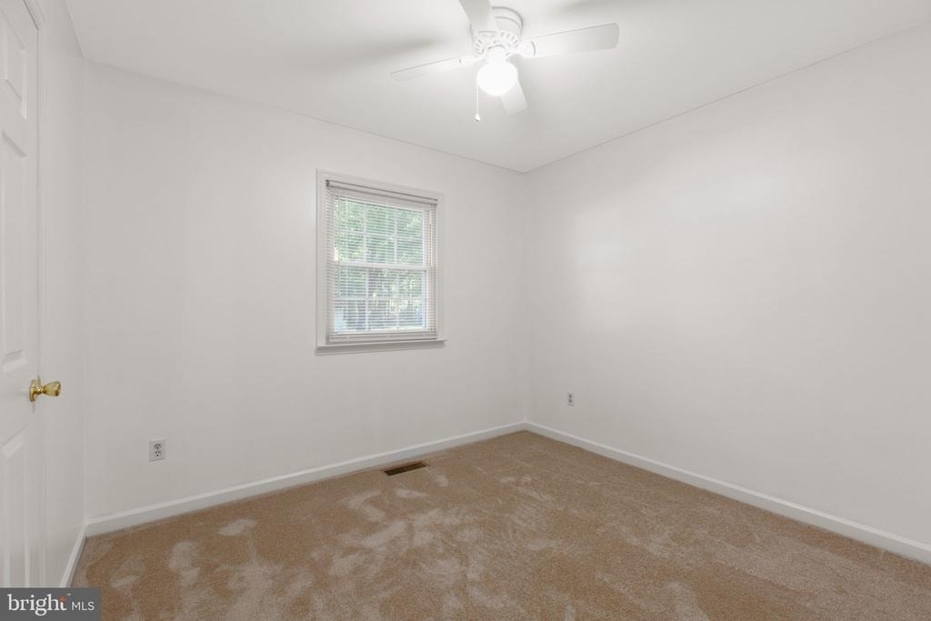 206 Hampton Drive - Photo 29