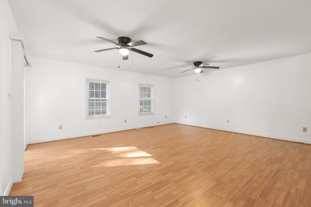 206 Hampton Drive - Photo 17