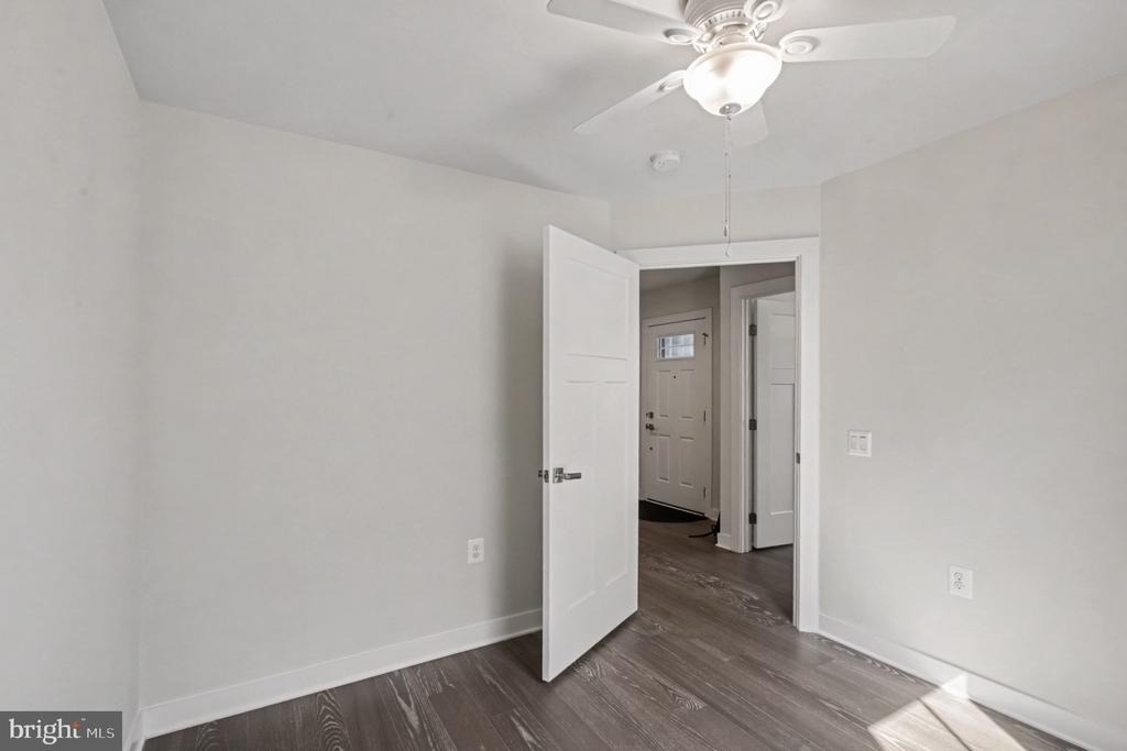 8914 Penrith Drive - Photo 16