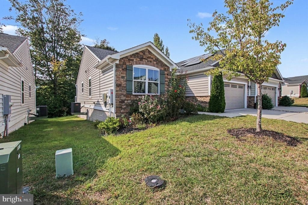 8914 Penrith Drive - Photo 2