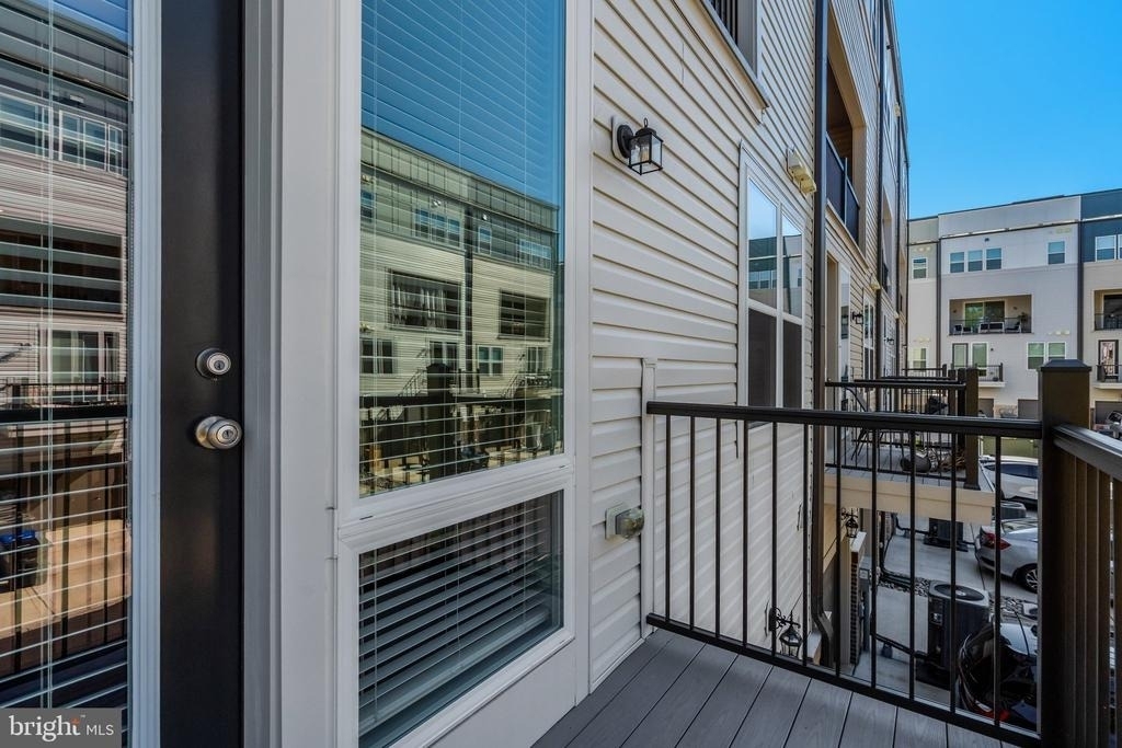 2508 Neabsco Common Place - Photo 18
