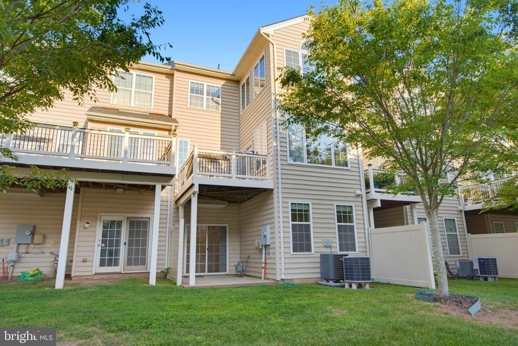 43248 Mitcham Square - Photo 19