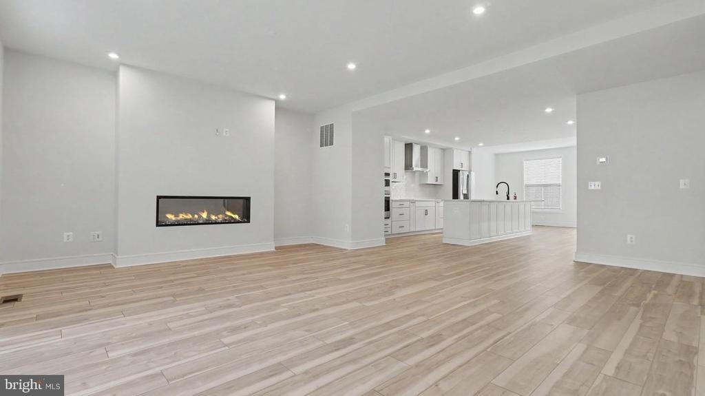 43595 Farringdon Square - Photo 19