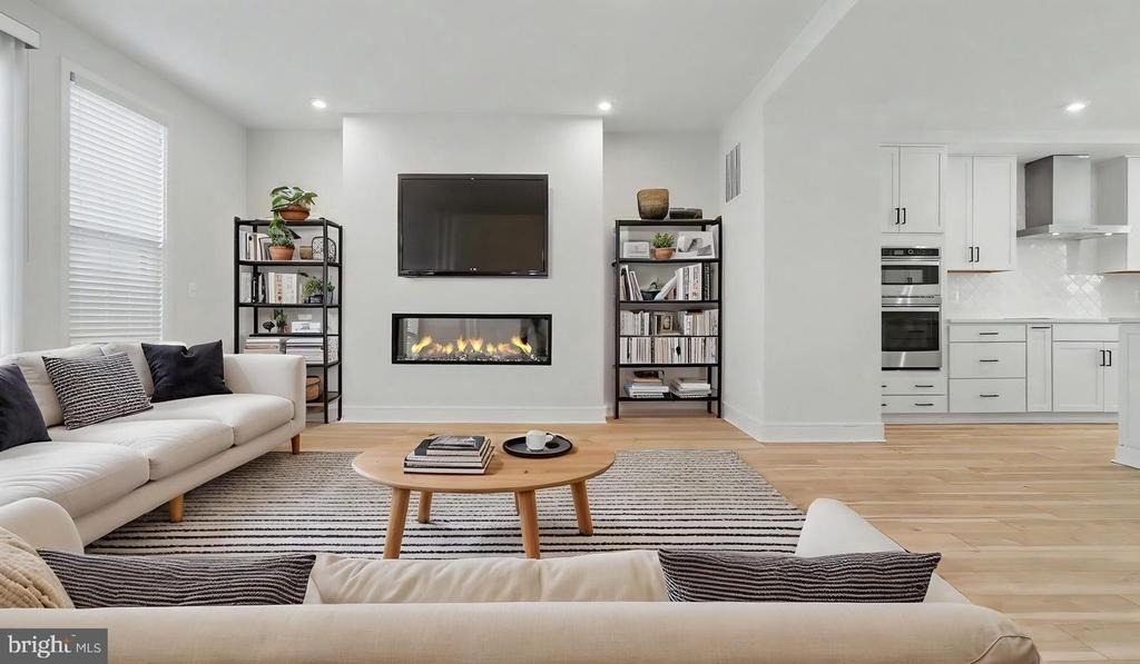43595 Farringdon Square - Photo 5