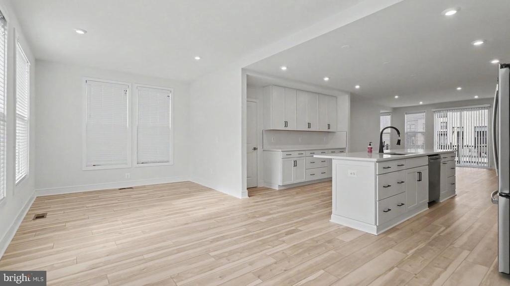 43595 Farringdon Square - Photo 25