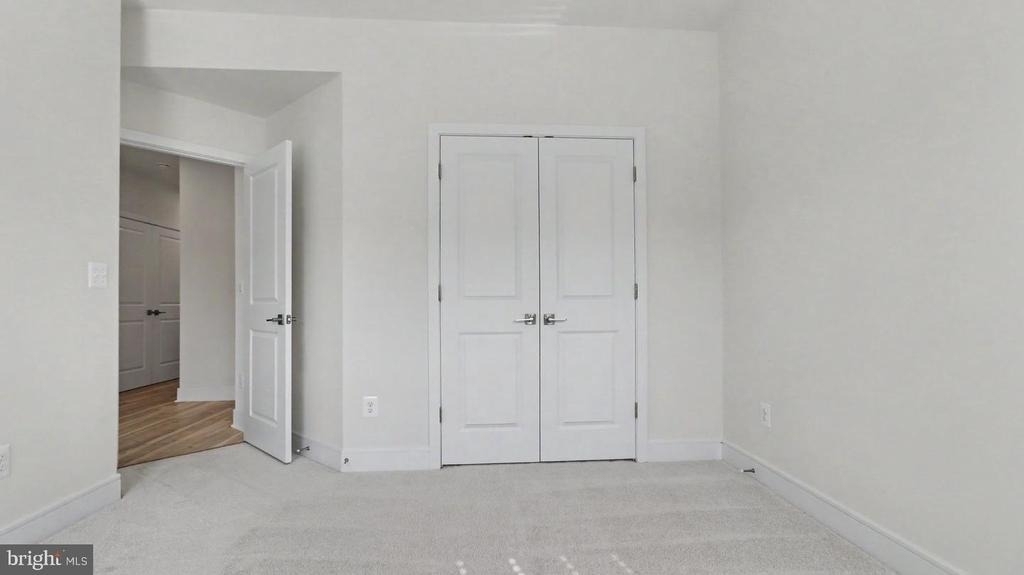 43595 Farringdon Square - Photo 50