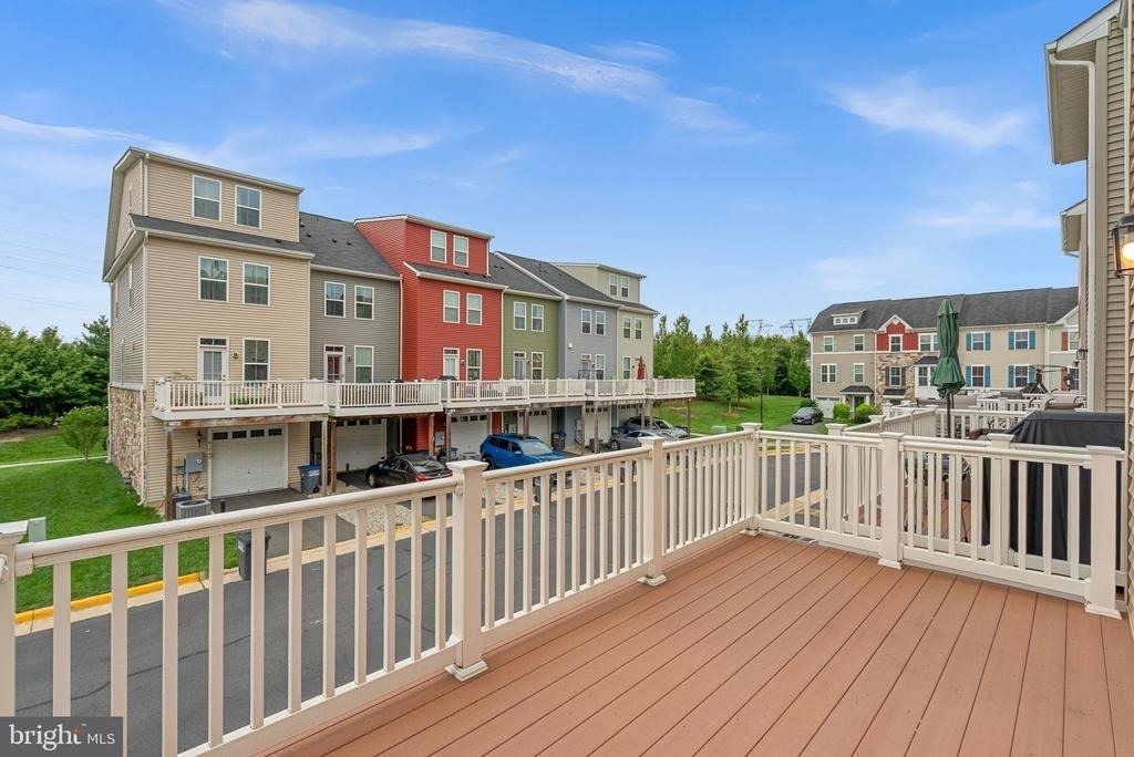 41746 Mcmonagle Square - Photo 22