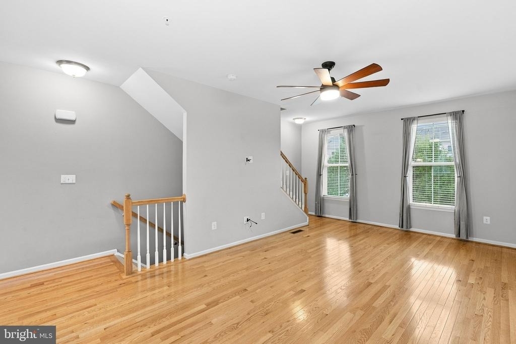 41746 Mcmonagle Square - Photo 17