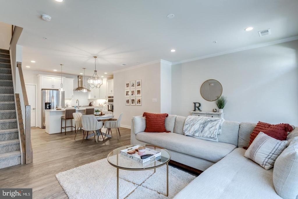 43190 Mongold Square - Photo 7