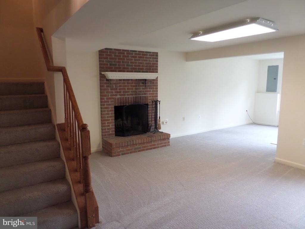 675 Mcleary Square Se - Photo 46