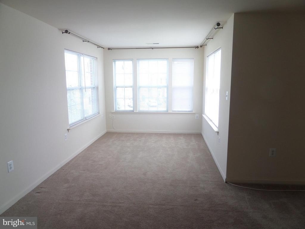 675 Mcleary Square Se - Photo 10