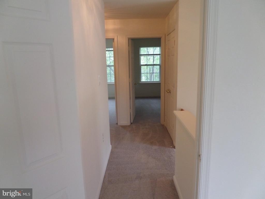 675 Mcleary Square Se - Photo 36
