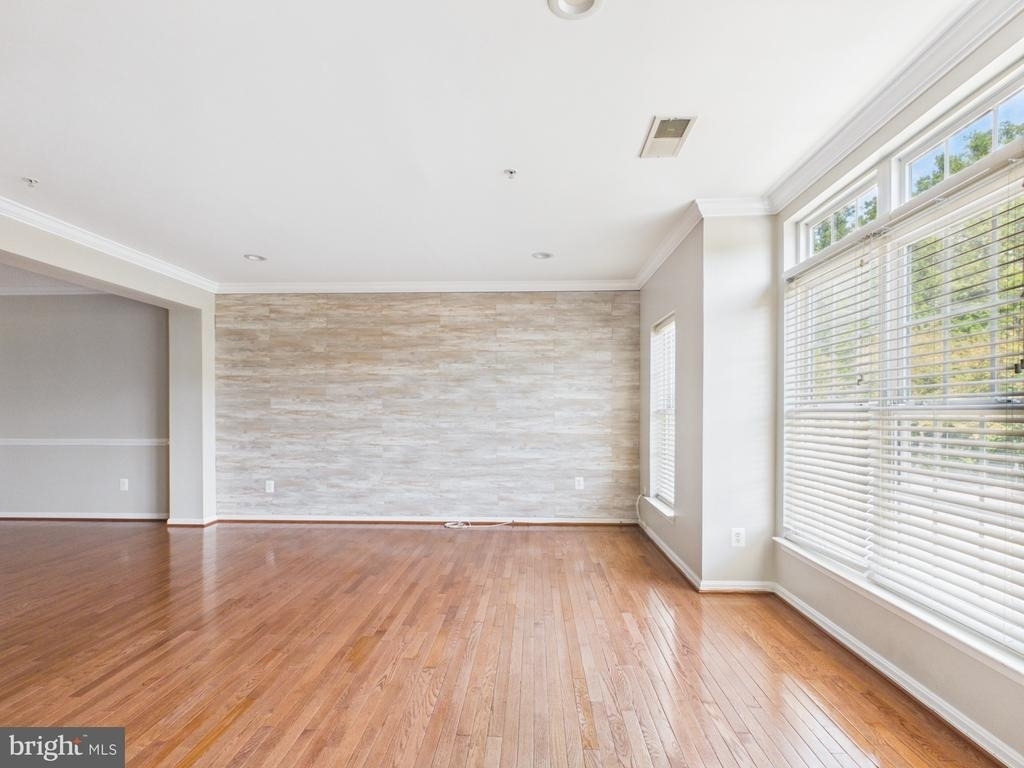 4587 Whittemore Place - Photo 8