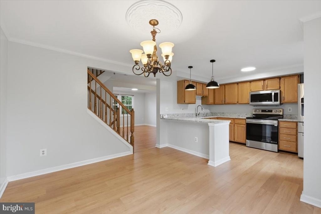 5718 Croatan Court - Photo 10
