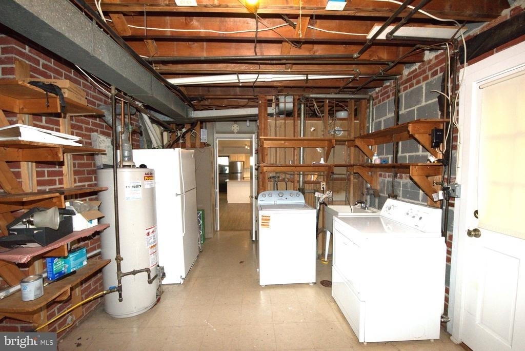 6933 Tyndale Street - Photo 41