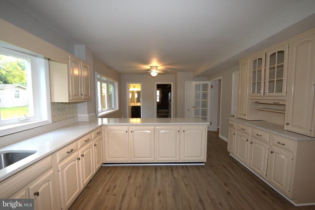 6933 Tyndale Street - Photo 17
