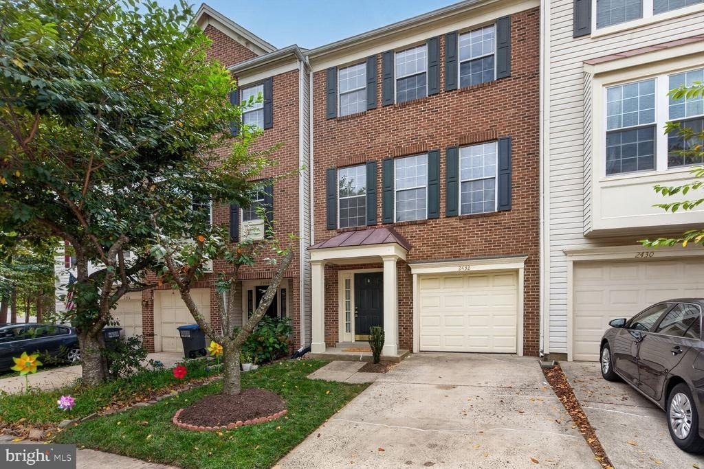 2432 Clover Field Circle - Photo 2