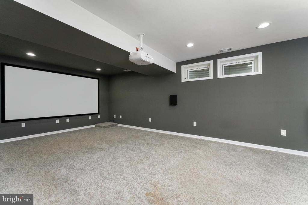 1808 Golf View Court - Photo 19