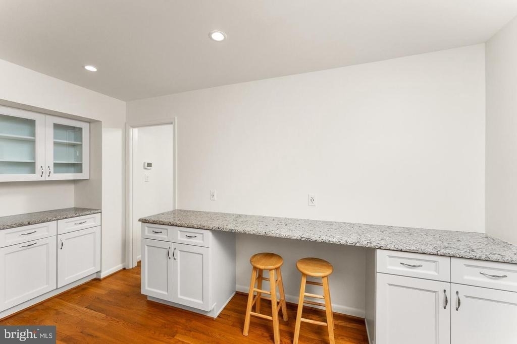 1808 Golf View Court - Photo 9
