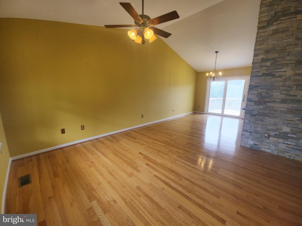 7481 Terri Lane - Photo 4