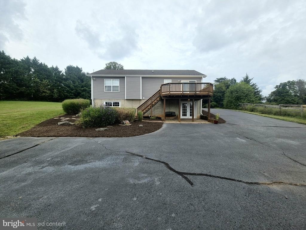 7481 Terri Lane - Photo 3