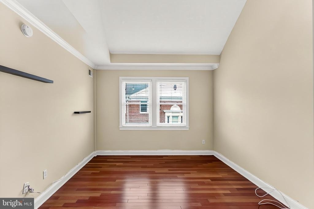 718 S Washington Street - Photo 3