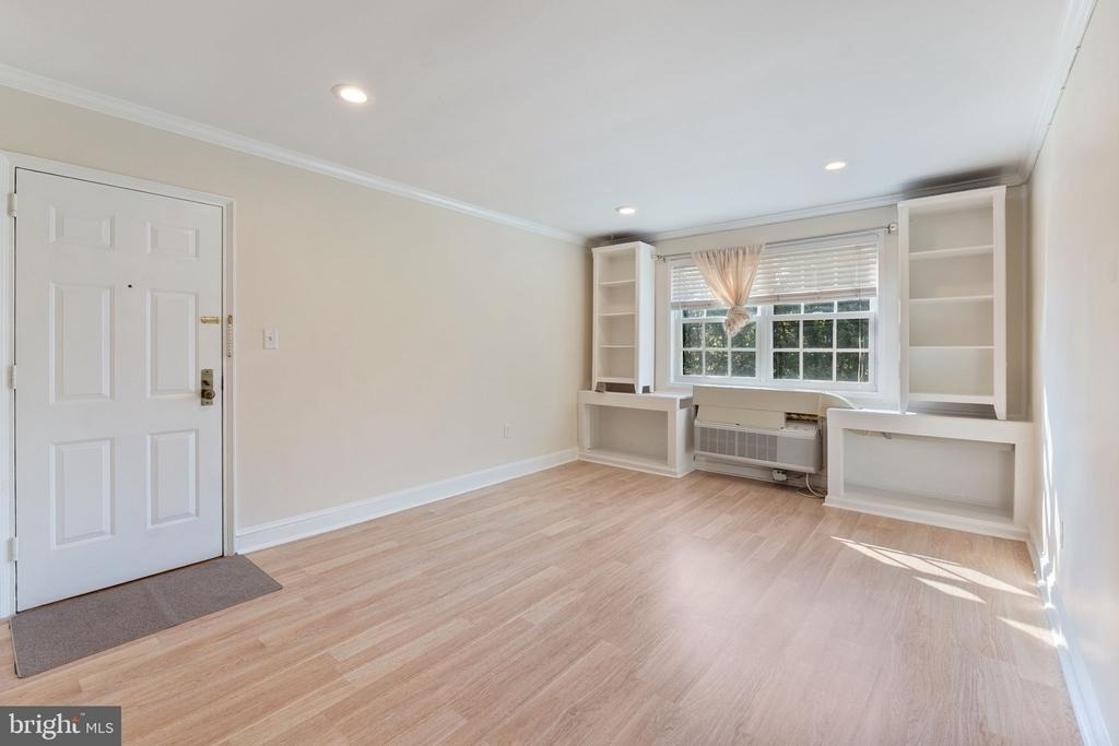 1732 W Abingdon Drive - Photo 2